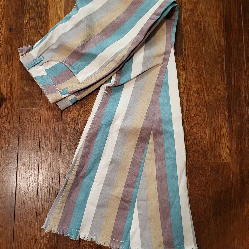 Striped Wide-Leg Pants